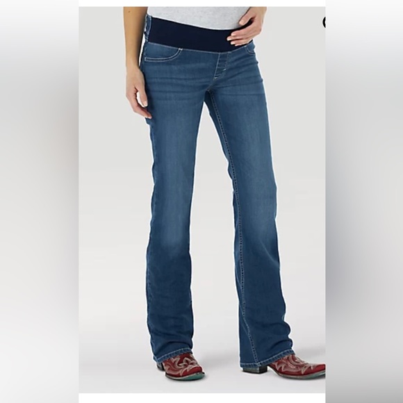 Women’s Wrangler Retro Mae Maternity Jean (in blue) size 11 - Picture 1 of 5